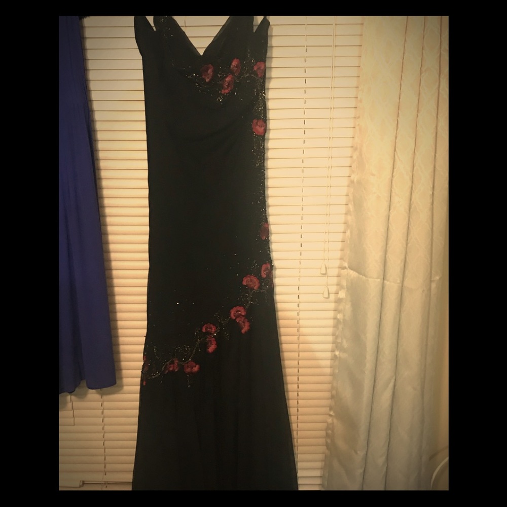 Xscape Black Dress with Fiesta/Salsa flare